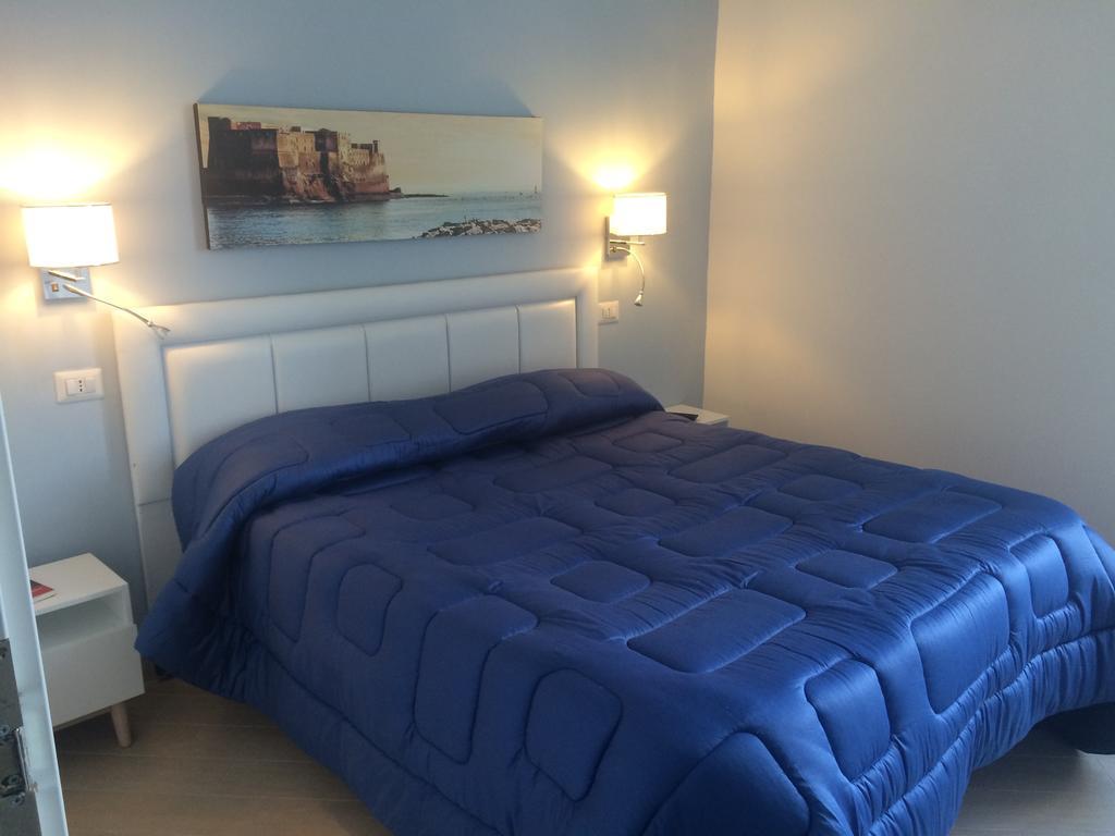 Couette-café Base Mergellina Naples