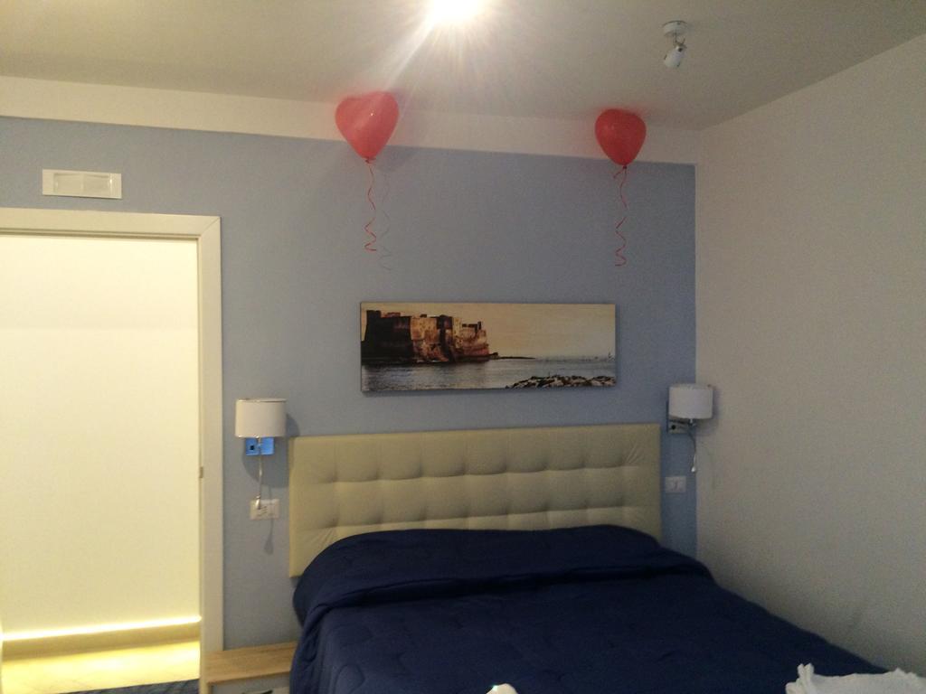Base Mergellina 3* Naples