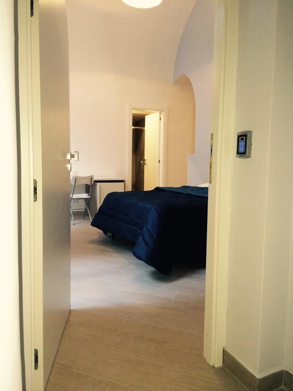 Base Mergellina Bed & Breakfast Napels